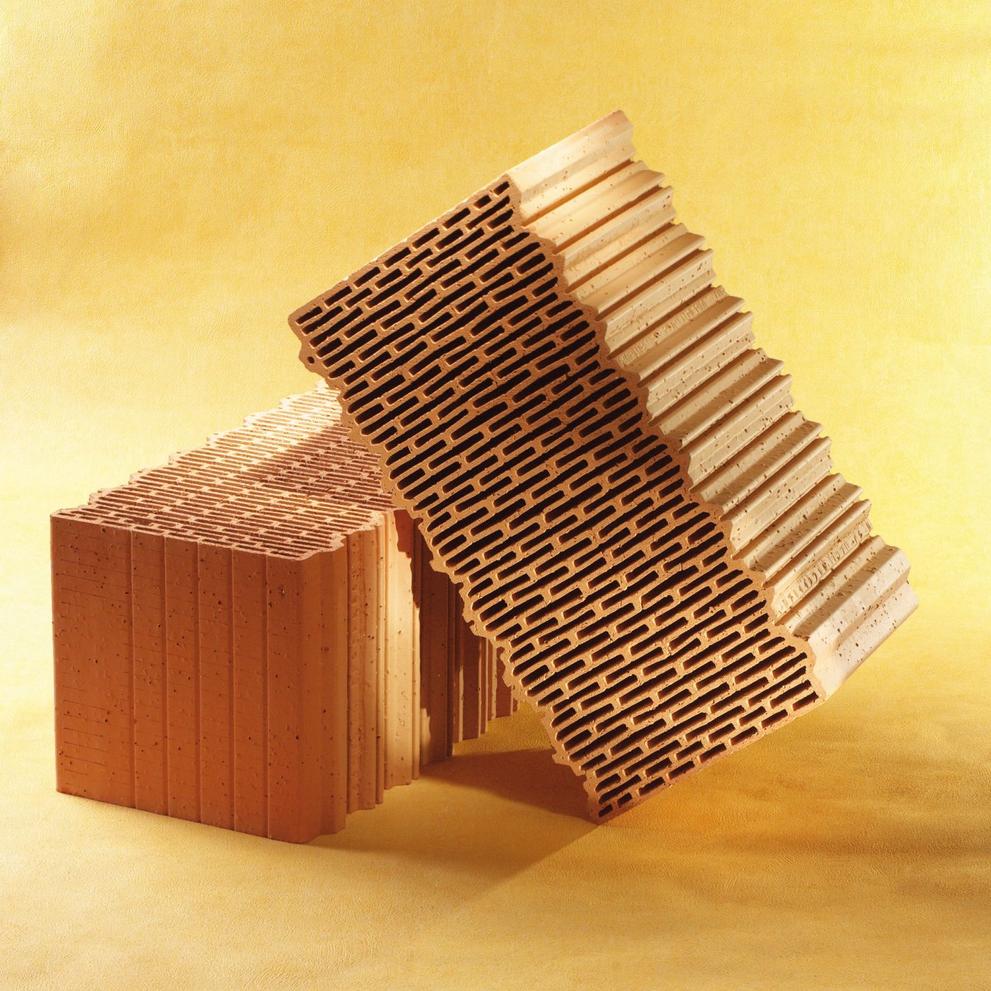 Set of bricks Porotherm Eko+ Profi with yellow background